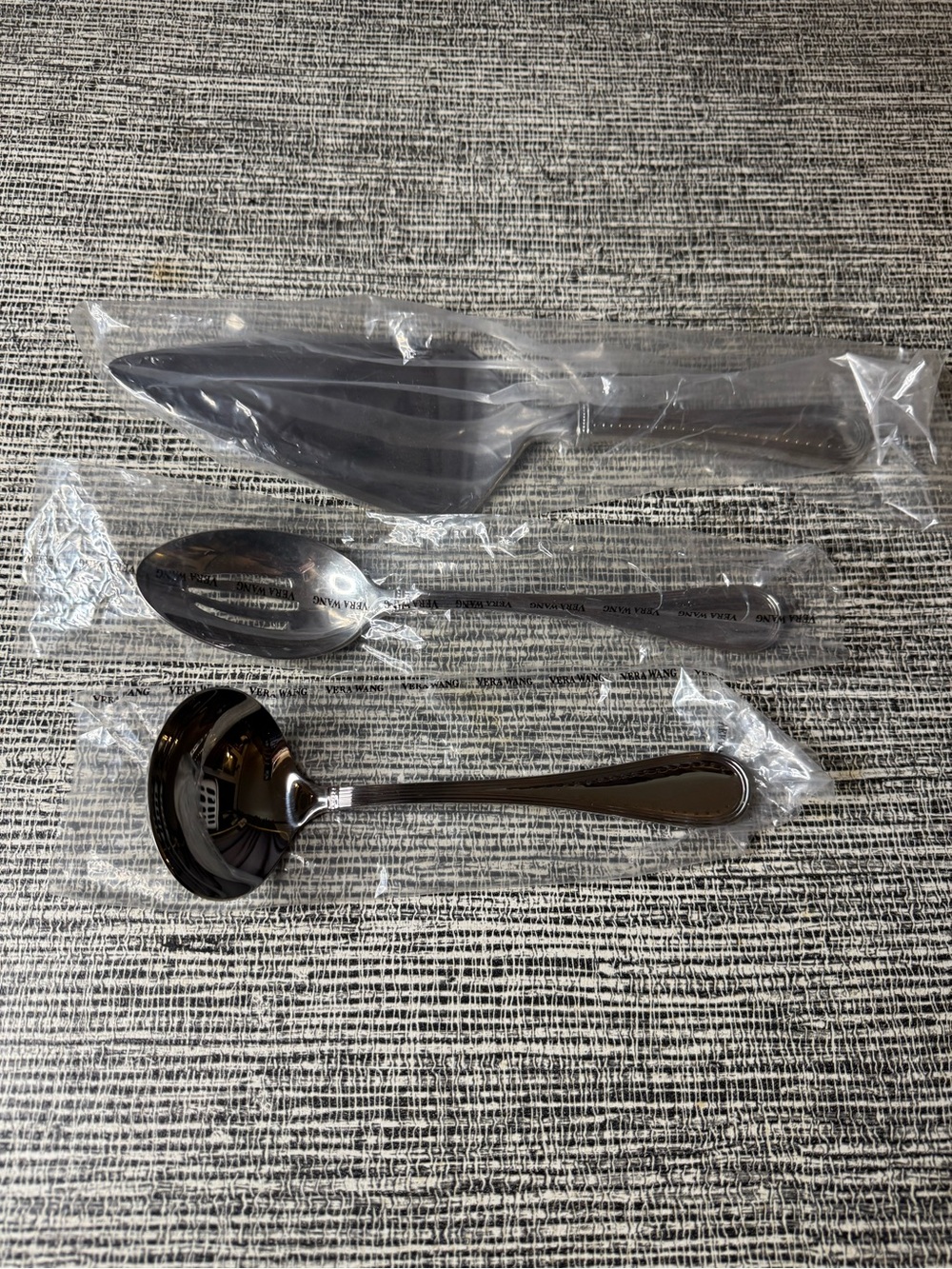 Vera Wang Silver Stainless Steel 3-Piece Serving Set